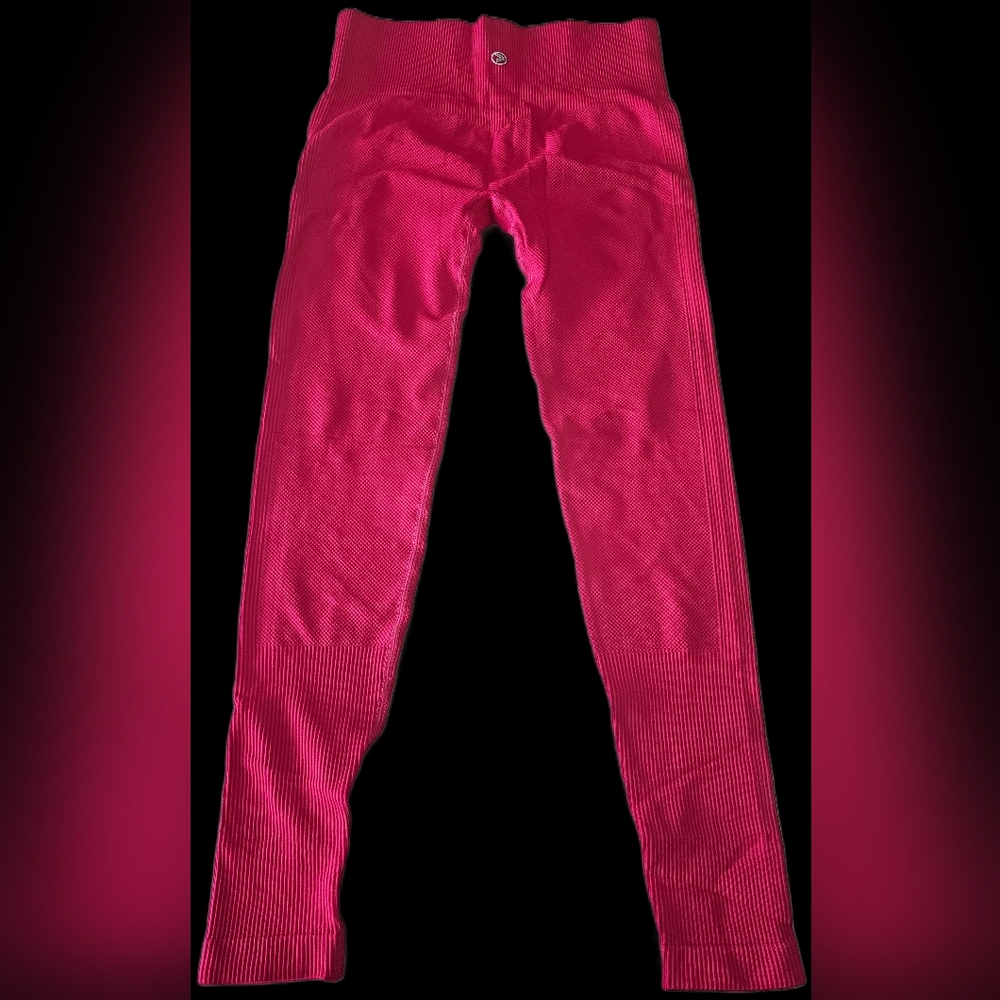 Savvi Hot Pink Leggings New Without Tags